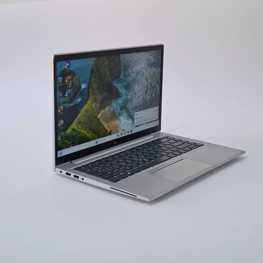 HP Elitebook 840G8