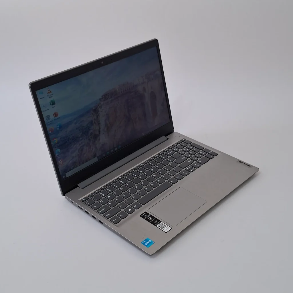 Lenovo IdeaPad 3