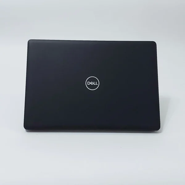 Dell Latitude 3590