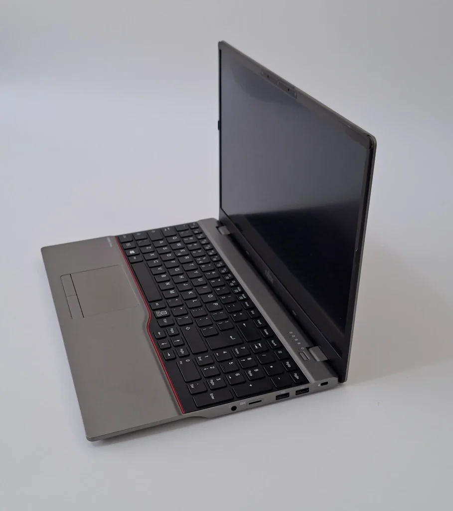 Fujitsu LIFEBOOK 7U15