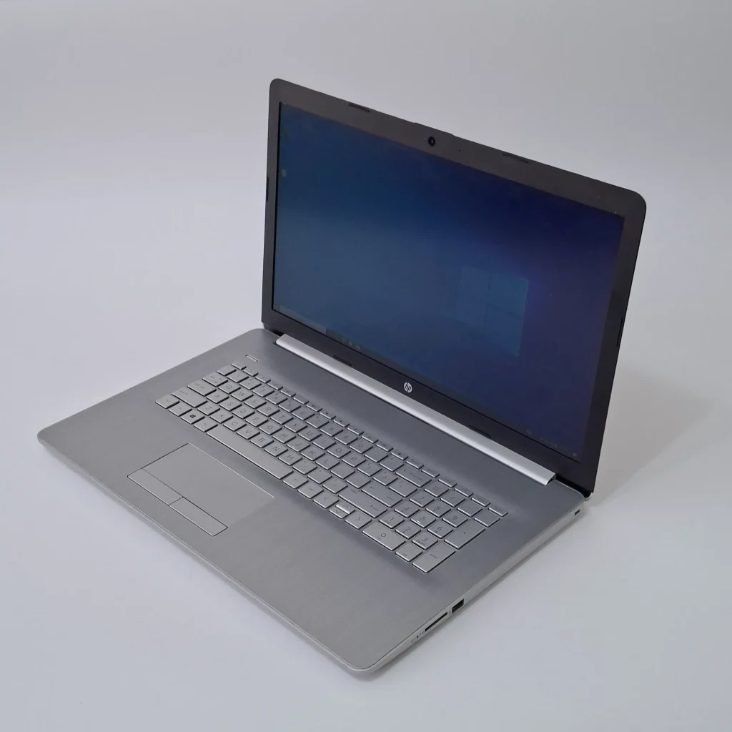 HP Laptop 17 by4633dx