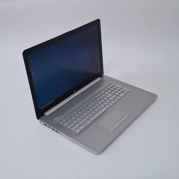 HP Laptop 17 by4633dx