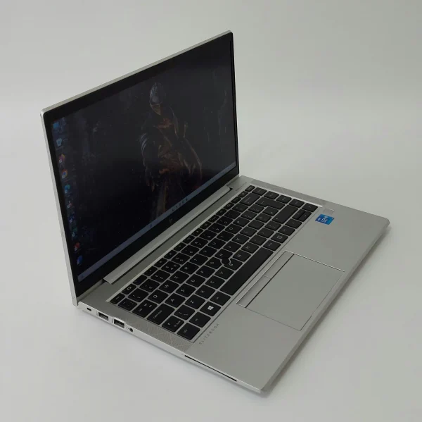 HP Elitebook 840 G8