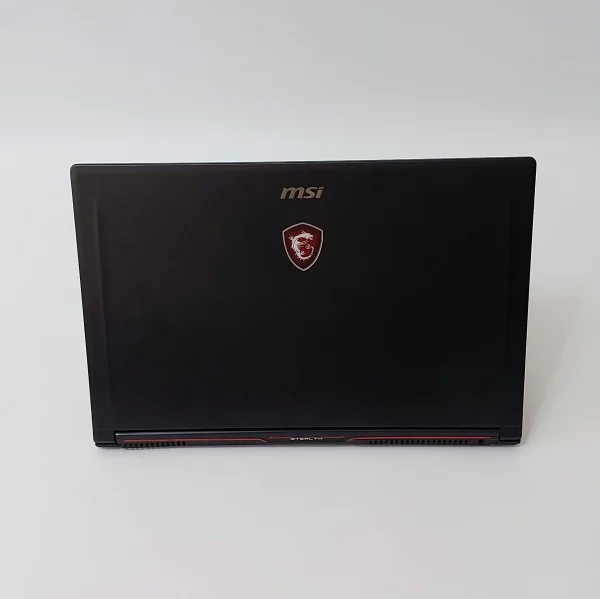 MSI GS63 i7